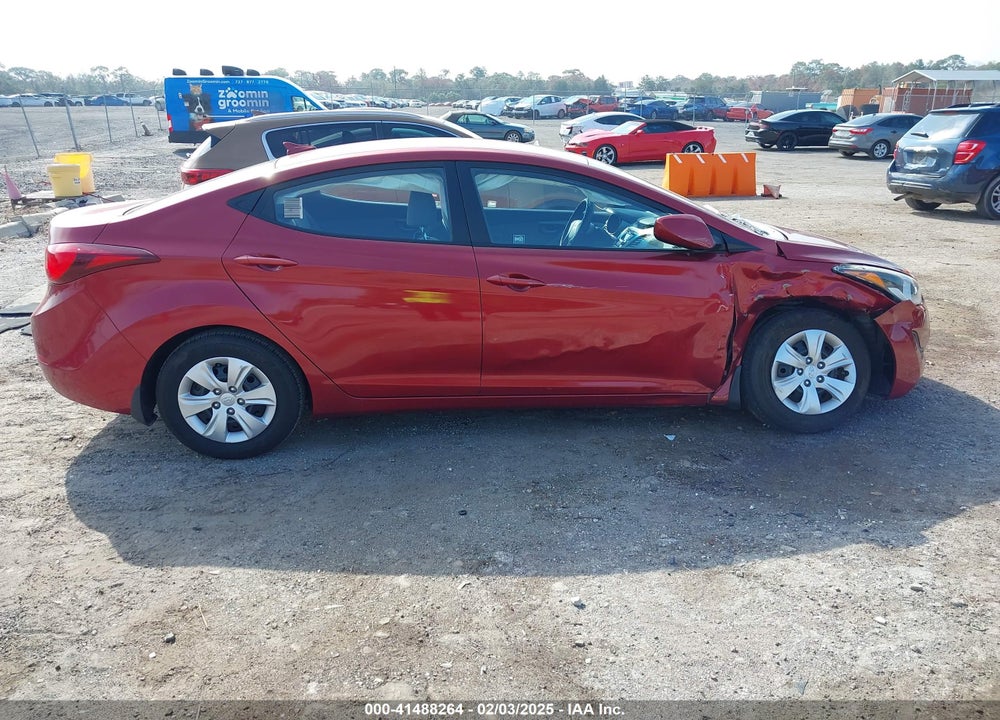 2016 HYUNDAI ELANTRA SE VIN: 5NPDH4AE0GH768280