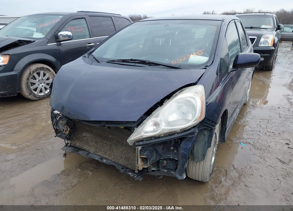 2009 HONDA FIT VIN: JHMGE88499S030345