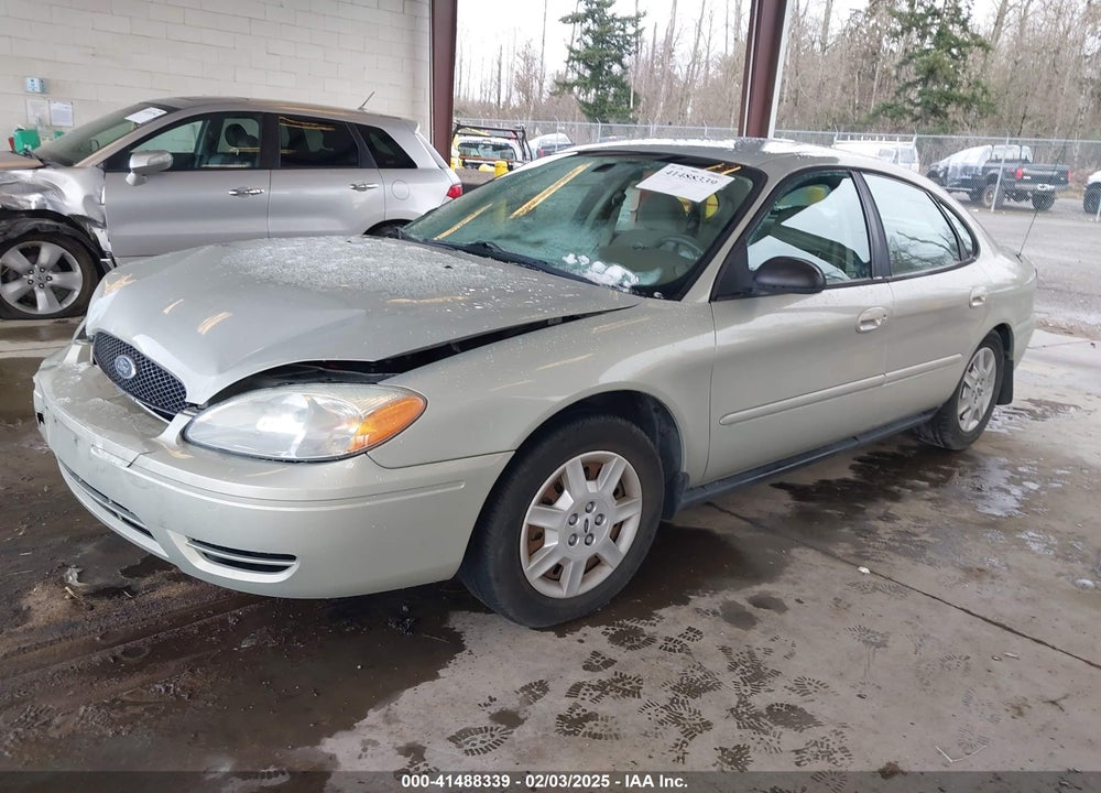 2005 FORD TAURUS SE VIN: 1FAFP53225A294590