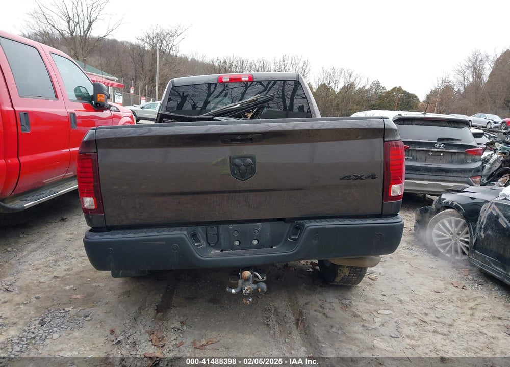 2021 RAM 1500 CLASSIC VIN: 1C6RR7GG7MS509948