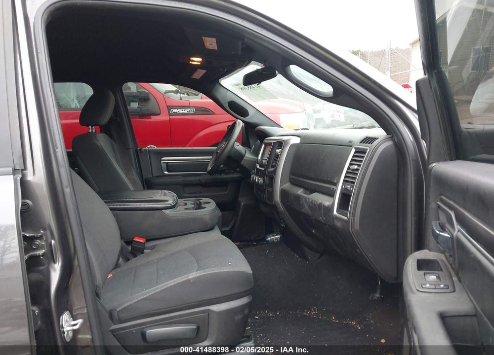 2021 RAM 1500 CLASSIC VIN: 1C6RR7GG7MS509948
