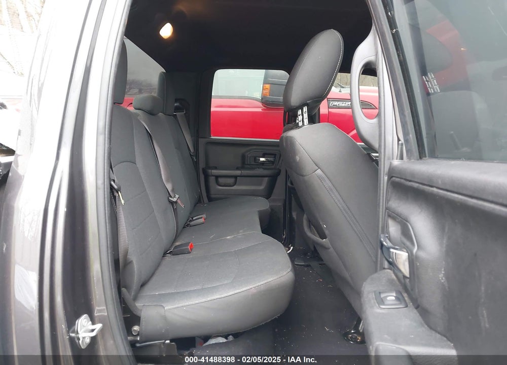 2021 RAM 1500 CLASSIC VIN: 1C6RR7GG7MS509948