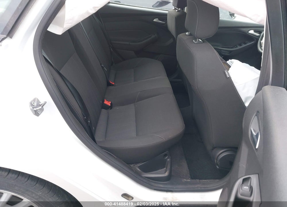 2018 FORD FOCUS VIN: 1FADP3F28JL292154