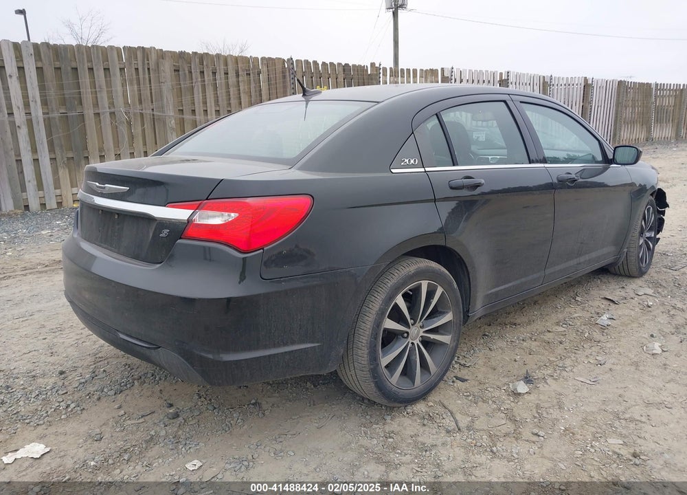 2012 CHRYSLER 200 S VIN: 1C3CCBHG4CN249768