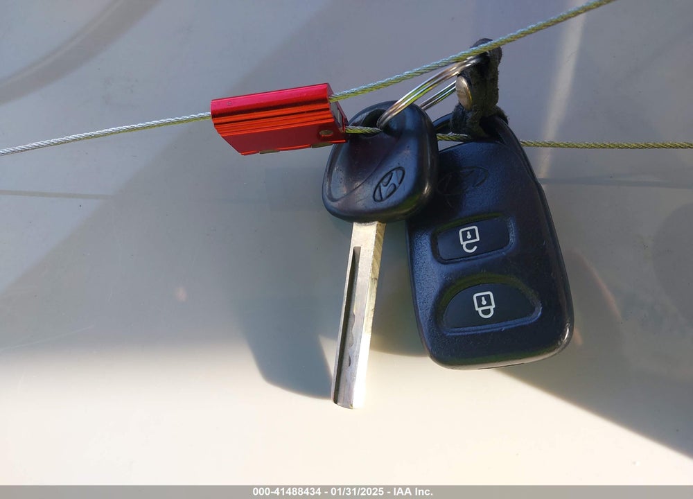 2014 HYUNDAI ACCENT VIN: KMHCU4AE6EU619846