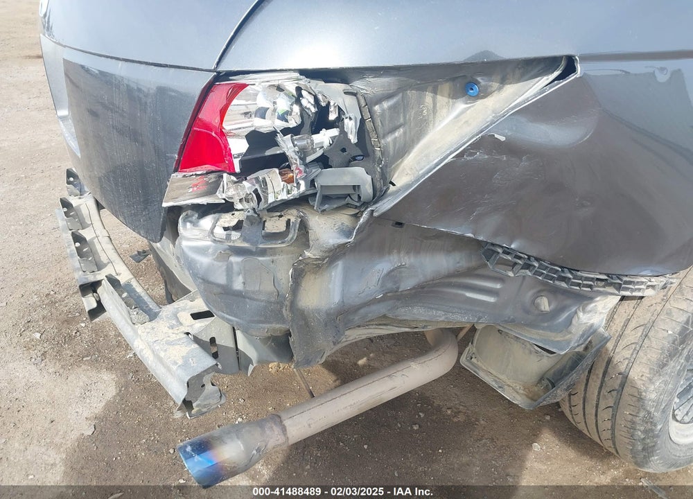 2010 HONDA ACCORD VIN: 1HGCP2F80AA112201