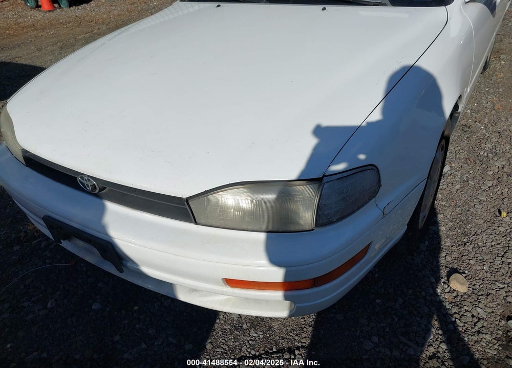1992 TOYOTA CAMRY LE VIN: 4T1SK12EXNU063748