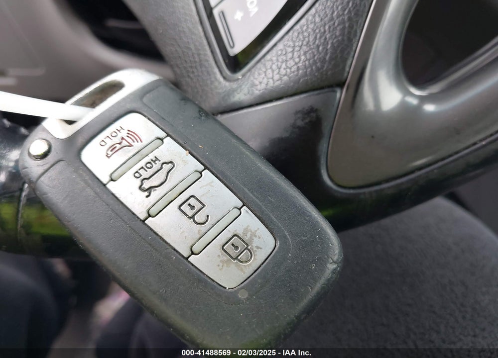 2013 HYUNDAI SONATA HYBRID VIN: KMHEC4A44DA098970
