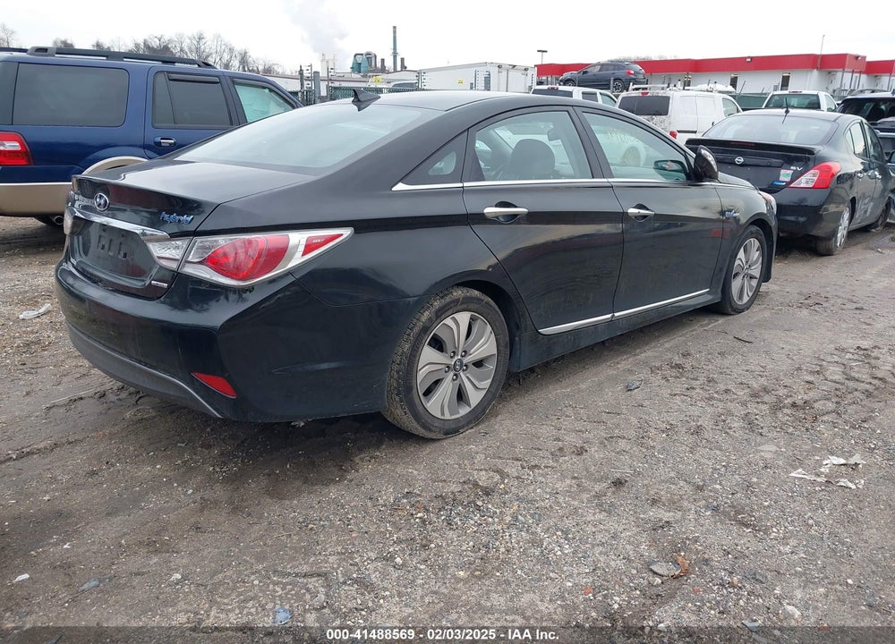 2013 HYUNDAI SONATA HYBRID VIN: KMHEC4A44DA098970