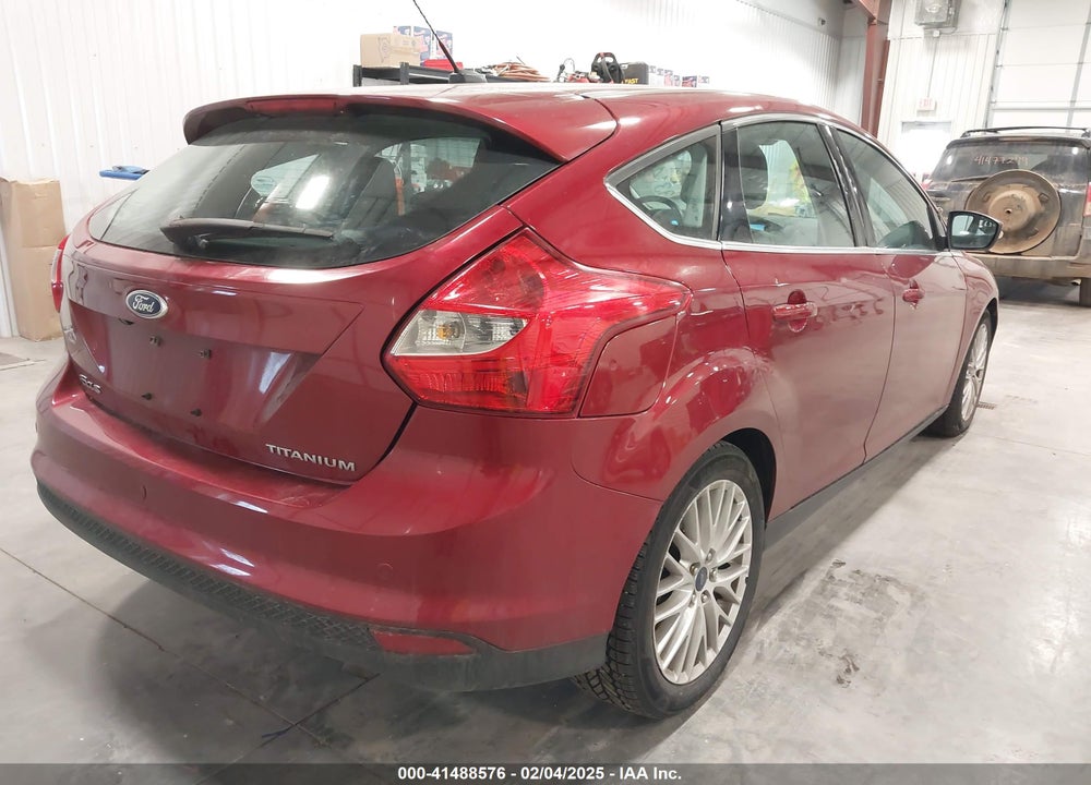 2014 FORD FOCUS VIN: 1FADP3N21EL369017