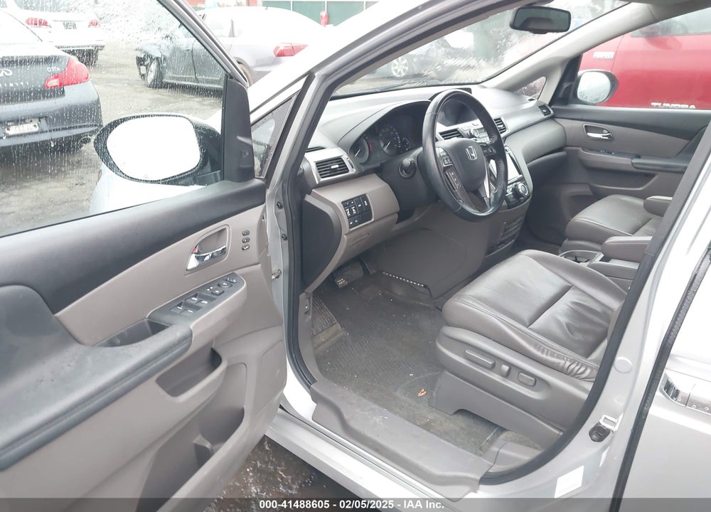 2014 HONDA ODYSSEY TOURING/TOURING ELITE VIN: 5FNRL5H95EB113093