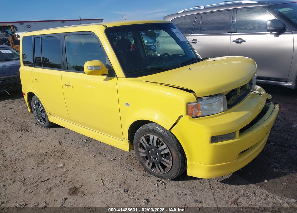 2005 SCION XB VIN: JTLKT324054017385