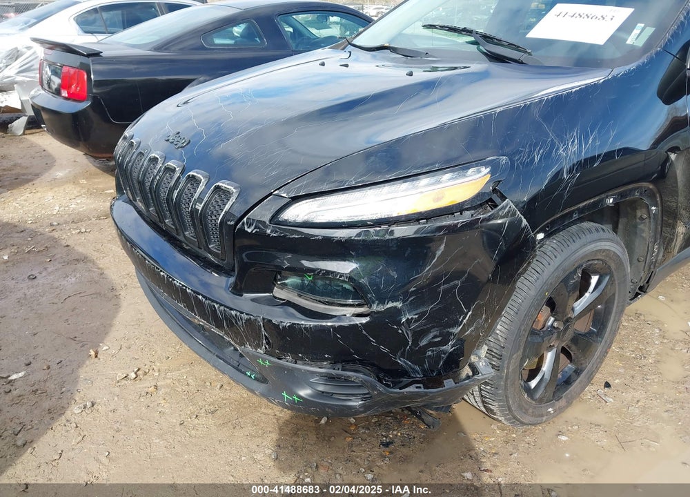 2017 JEEP CHEROKEE ALTITUDE FWD VIN: 1C4PJLAB7HW660624