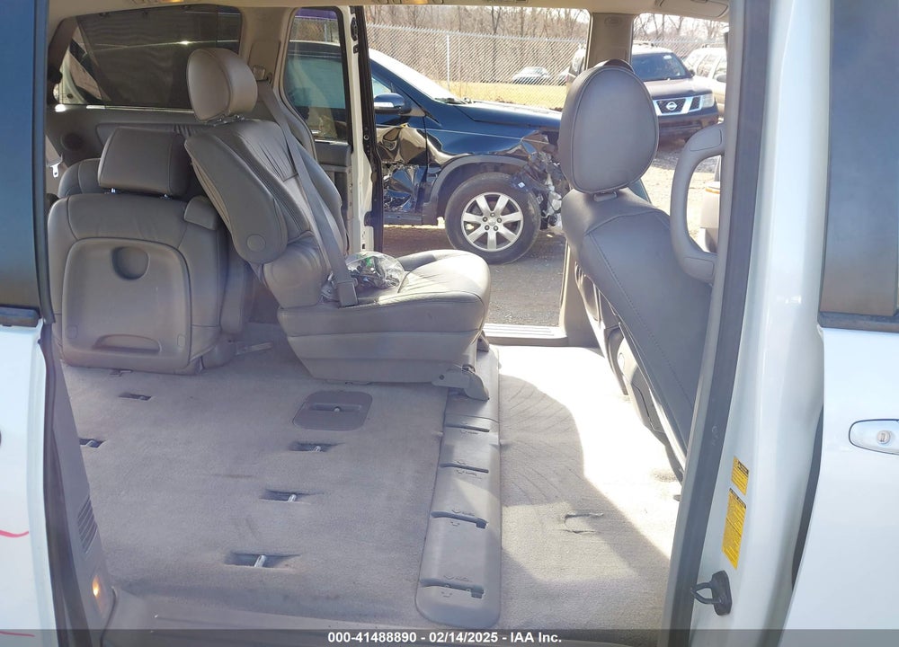2008 TOYOTA SIENNA XLE VIN: 5TDZK22C58S139859