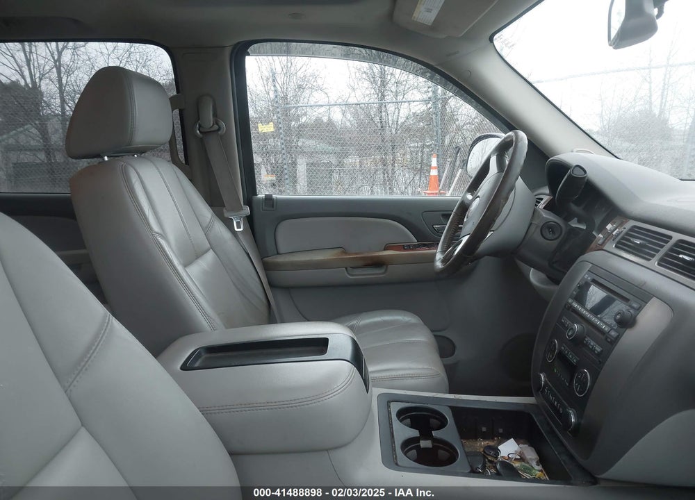 2007 GMC YUKON XL 1500 SLT VIN: 1GKFK16347J354298