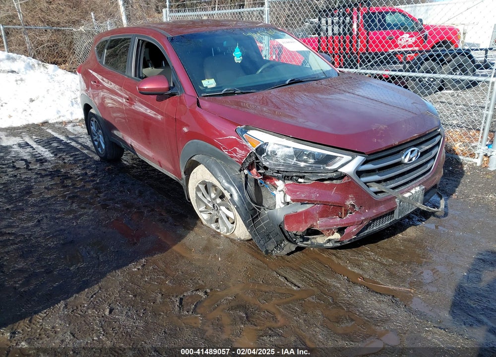 2018 HYUNDAI TUCSON SE VIN: KM8J2CA44JU633088