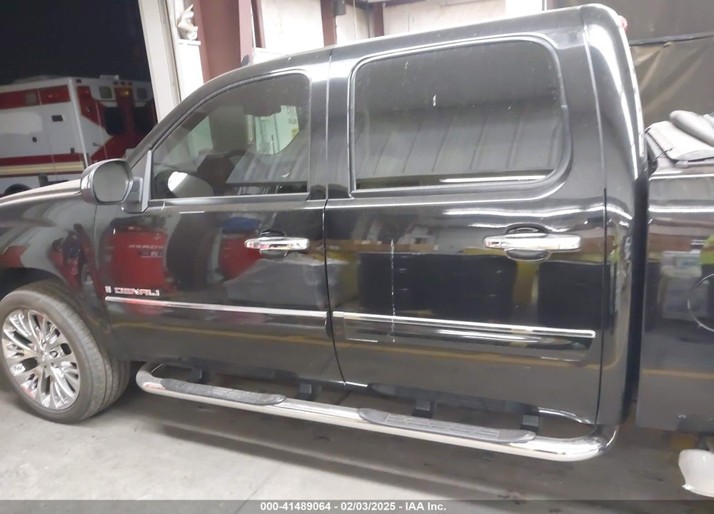 2007 GMC SIERRA 1500 VIN: 2GTEK638871711335