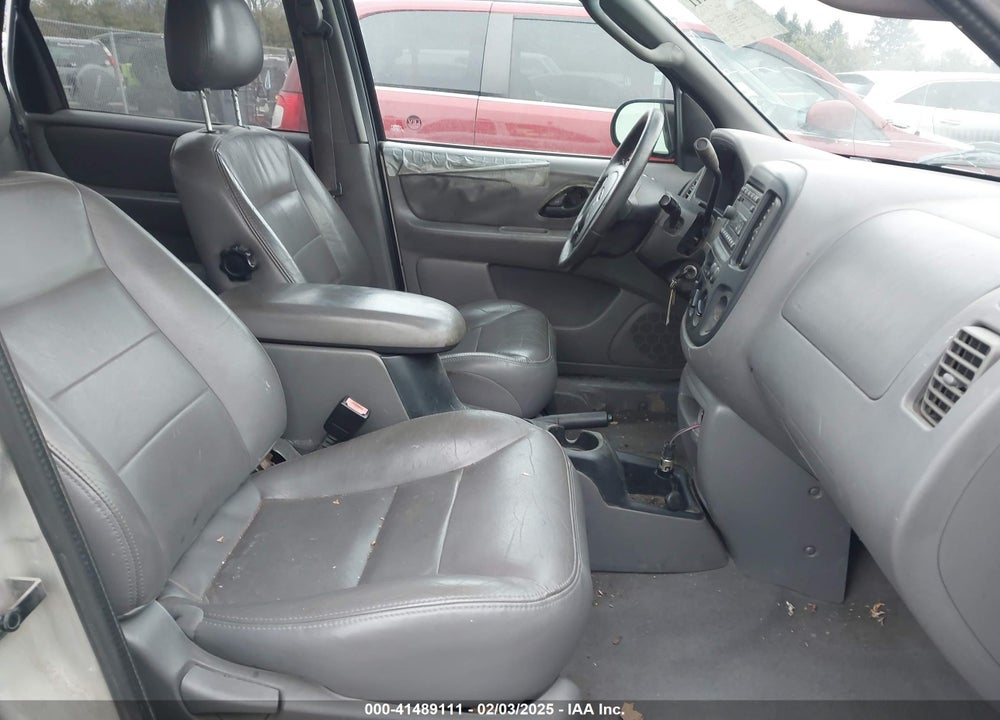 2002 FORD ESCAPE XLT VIN: 1FMYU04192KA91122