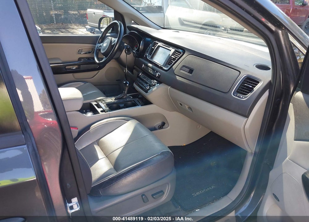 2016 KIA SEDONA SX VIN: KNDMC5C15G6170582