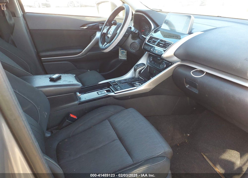 2019 MITSUBISHI ECLIPSE CROSS SE VIN: JA4AT5AAXKZ053202