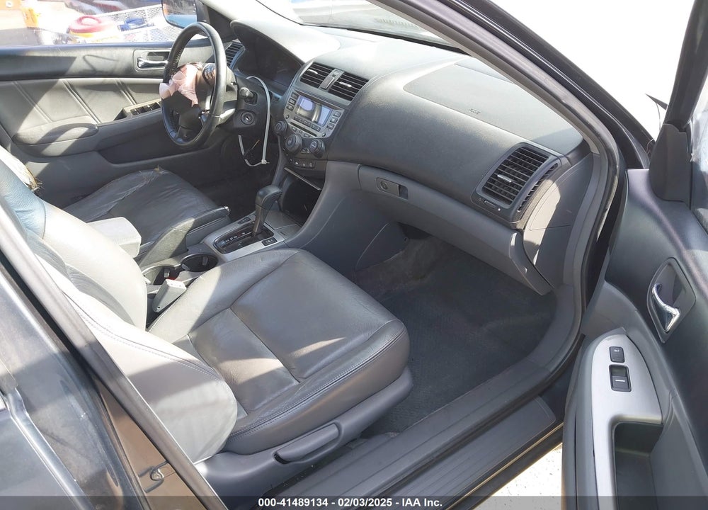 2006 HONDA ACCORD VIN: 1HGCM56876A049468