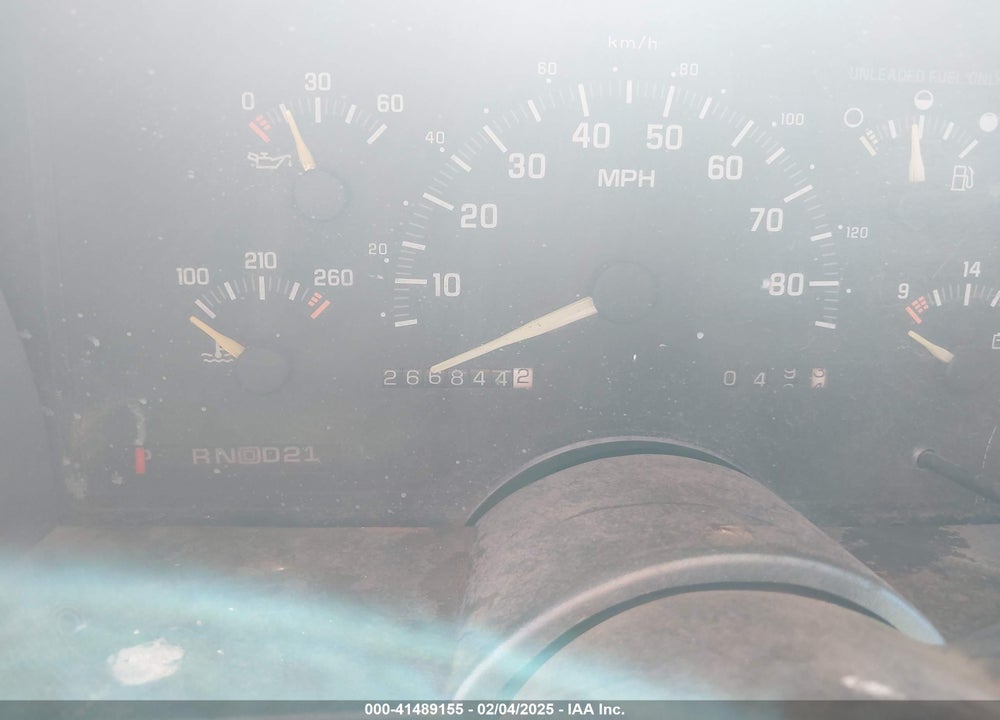 1993 CHEVROLET SUBURBAN K2500 VIN: 1GNGK26KXPJ307796