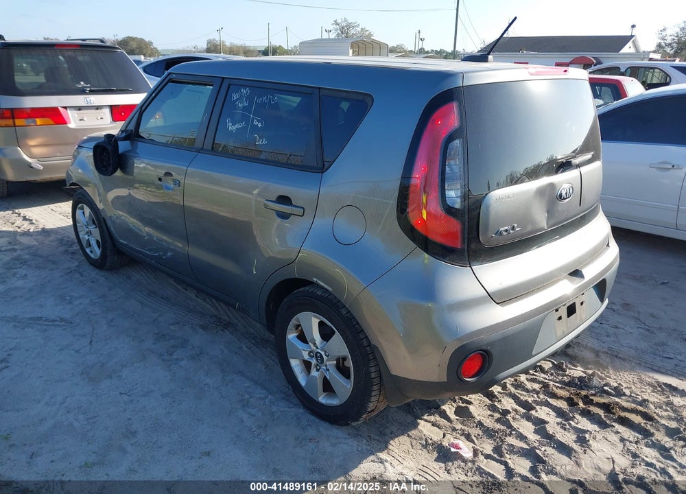 2018 KIA SOUL VIN: KNDJN2A27J7511683