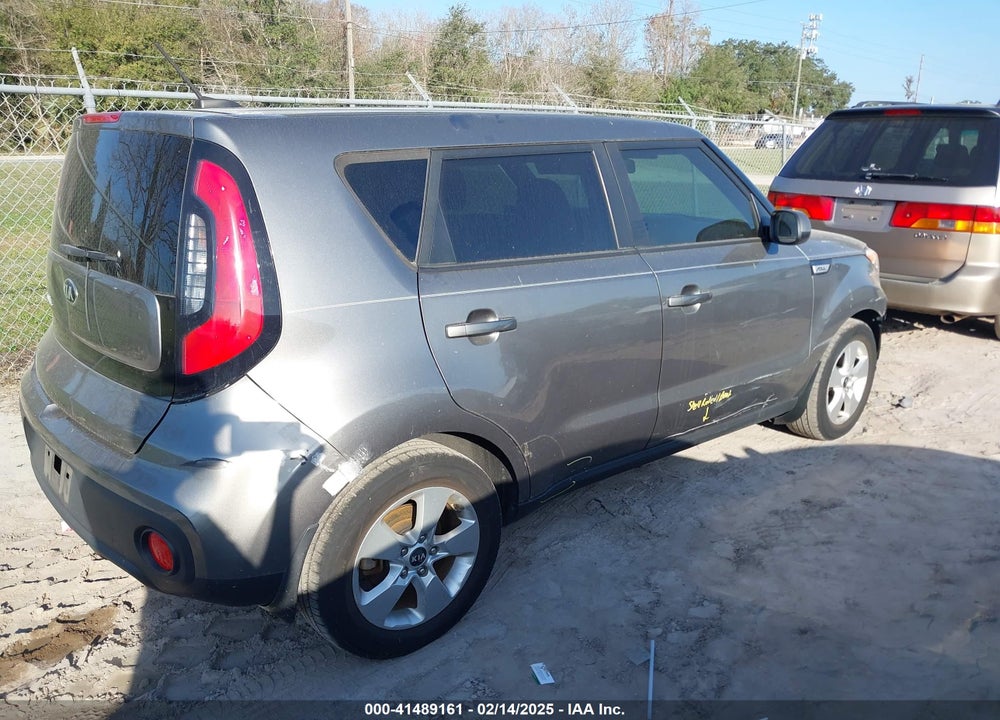 2018 KIA SOUL VIN: KNDJN2A27J7511683