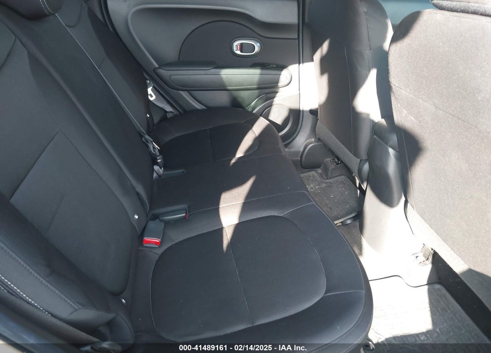 2018 KIA SOUL VIN: KNDJN2A27J7511683
