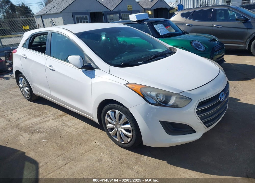 2016 HYUNDAI ELANTRA GT VIN: KMHD35LH3GU285900