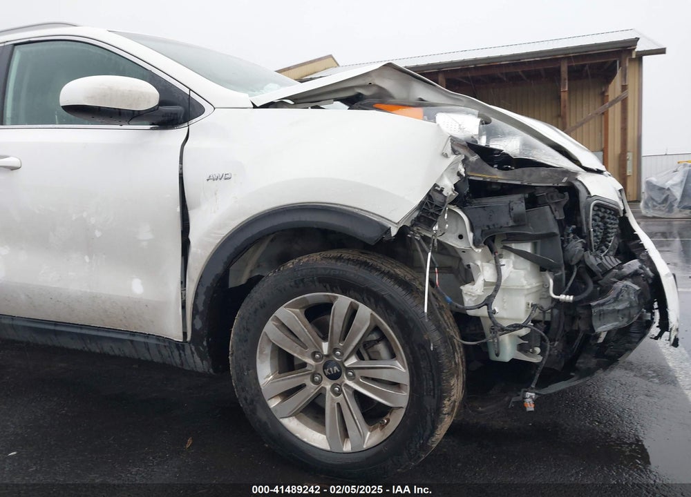 2017 KIA SPORTAGE VIN: KNDPMCAC8H7099506