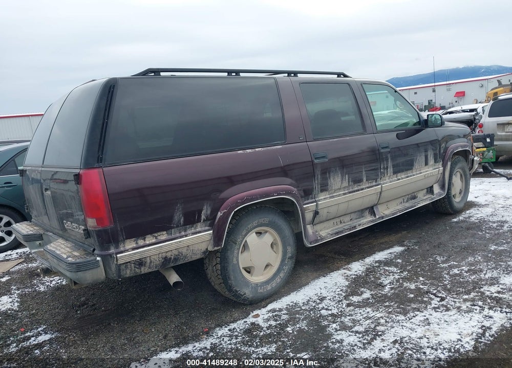 1996 CHEVROLET SUBURBAN K1500 VIN: 3GNFK16R8TG158383