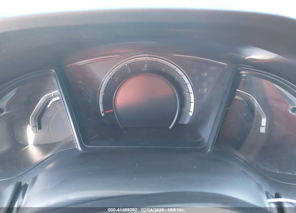 2018 HONDA CIVIC LX VIN: 2HGFC2F58JH574439