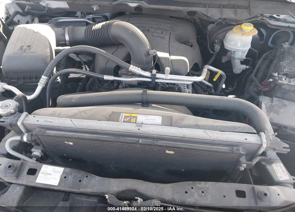 2015 RAM 1500 VIN: 1C6RR7LT2FS678572