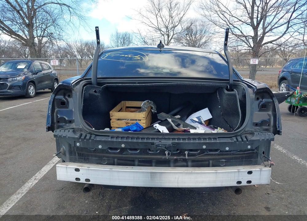 2019 CHRYSLER 300 VIN: 2C3CCABG3KH566001