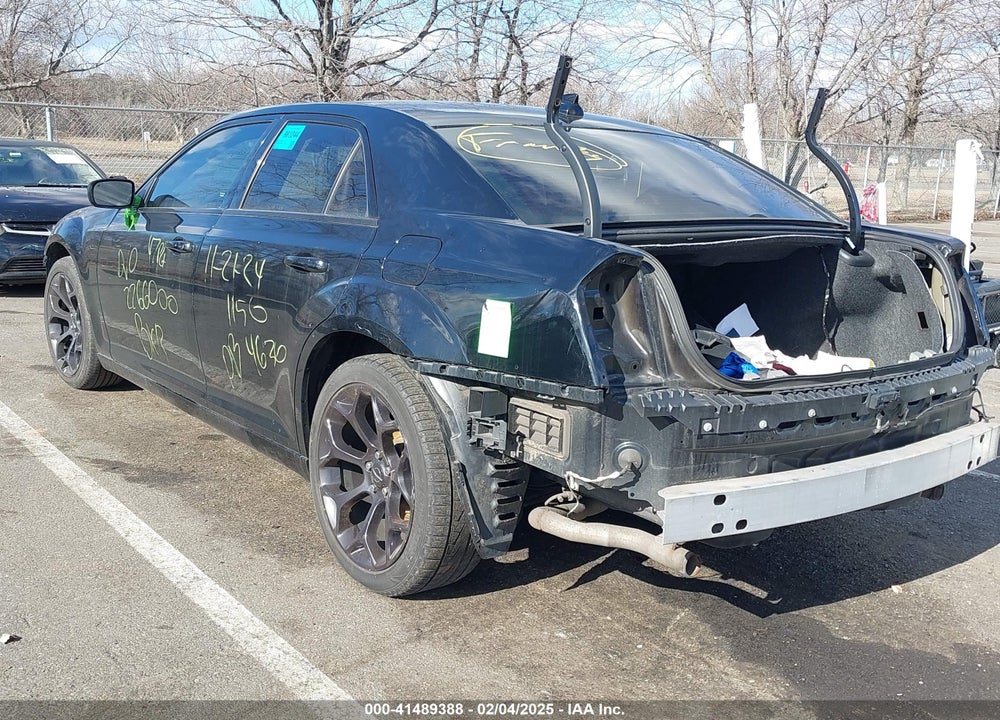 2019 CHRYSLER 300 VIN: 2C3CCABG3KH566001