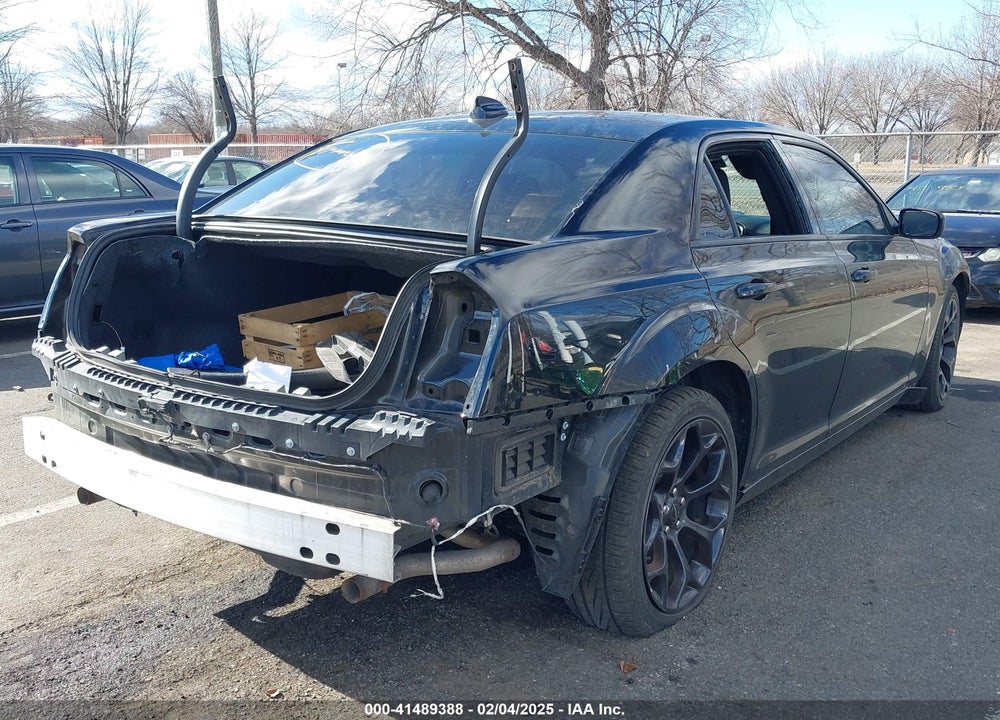2019 CHRYSLER 300 VIN: 2C3CCABG3KH566001