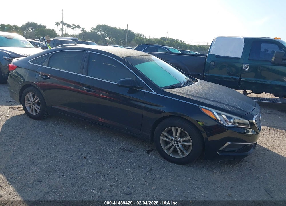 2017 HYUNDAI SONATA VIN: 5NPE24AF0HH584974