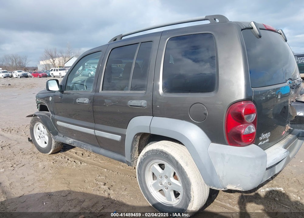 2005 JEEP LIBERTY SPORT VIN: 1J4GL48K15W576469