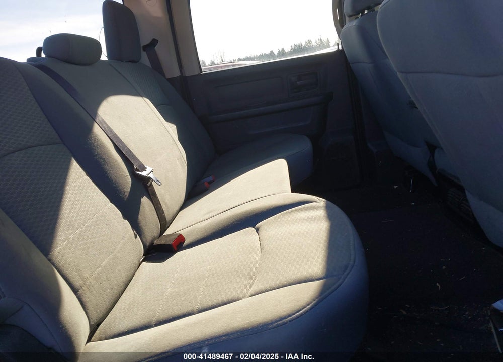 2014 RAM 2500 TRADESMAN VIN: 3C6TR5HT6EG160165