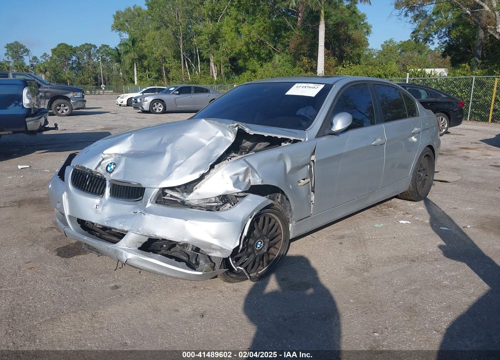 2007 BMW 328I VIN: WBAVA37587NL15743