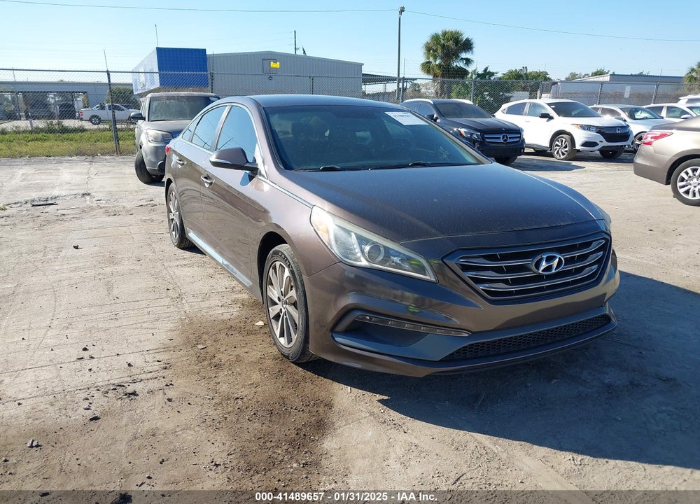 2015 HYUNDAI SONATA SPORT VIN: 5NPE34AF5FH198092