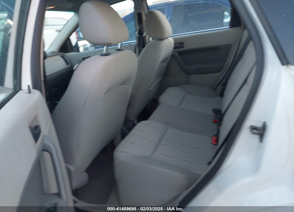 2008 FORD FOCUS SE/SES VIN: 1FAHP35N98W142110