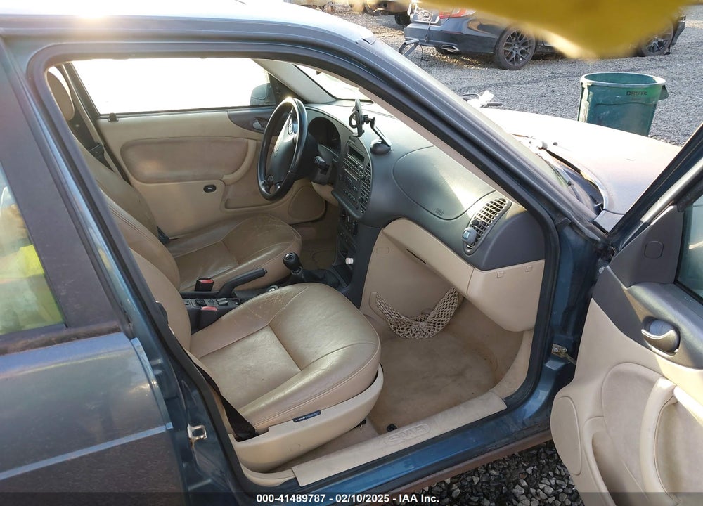 2000 SAAB 9 3 VIN: YS3DD55H5Y2043016