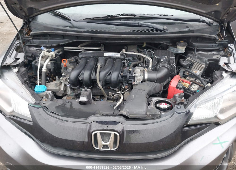 2015 HONDA FIT VIN: 3HGGK5H5XFM765651