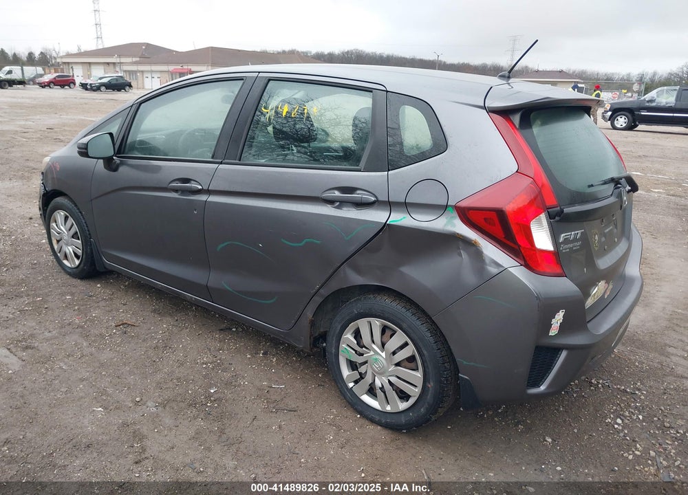 2015 HONDA FIT VIN: 3HGGK5H5XFM765651
