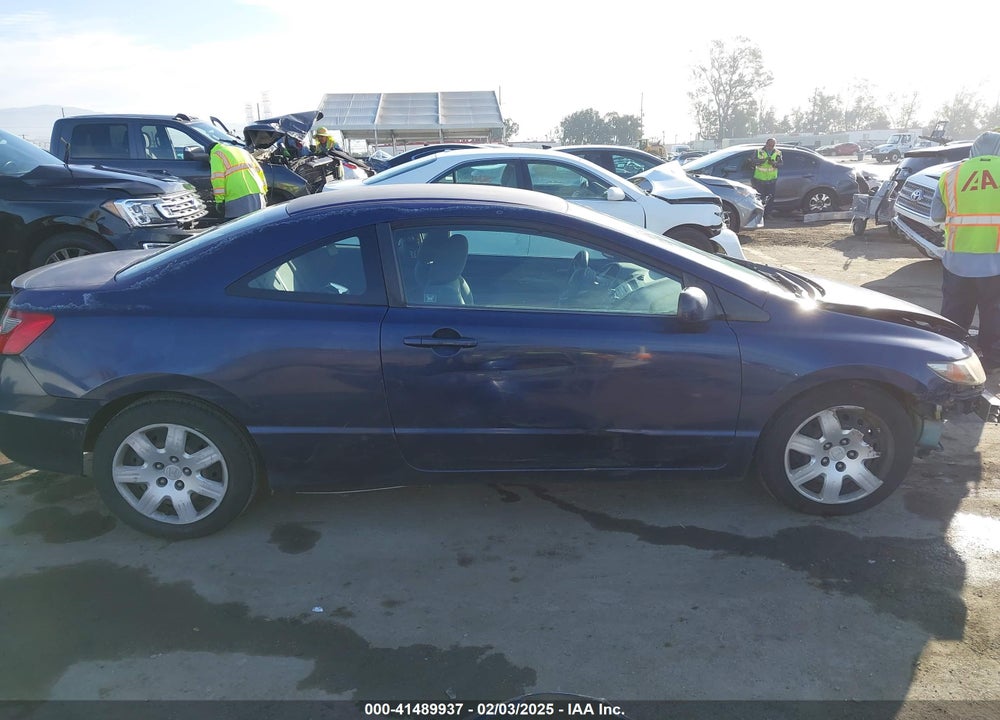 2011 HONDA CIVIC LX VIN: 2HGFG1B68BH517608