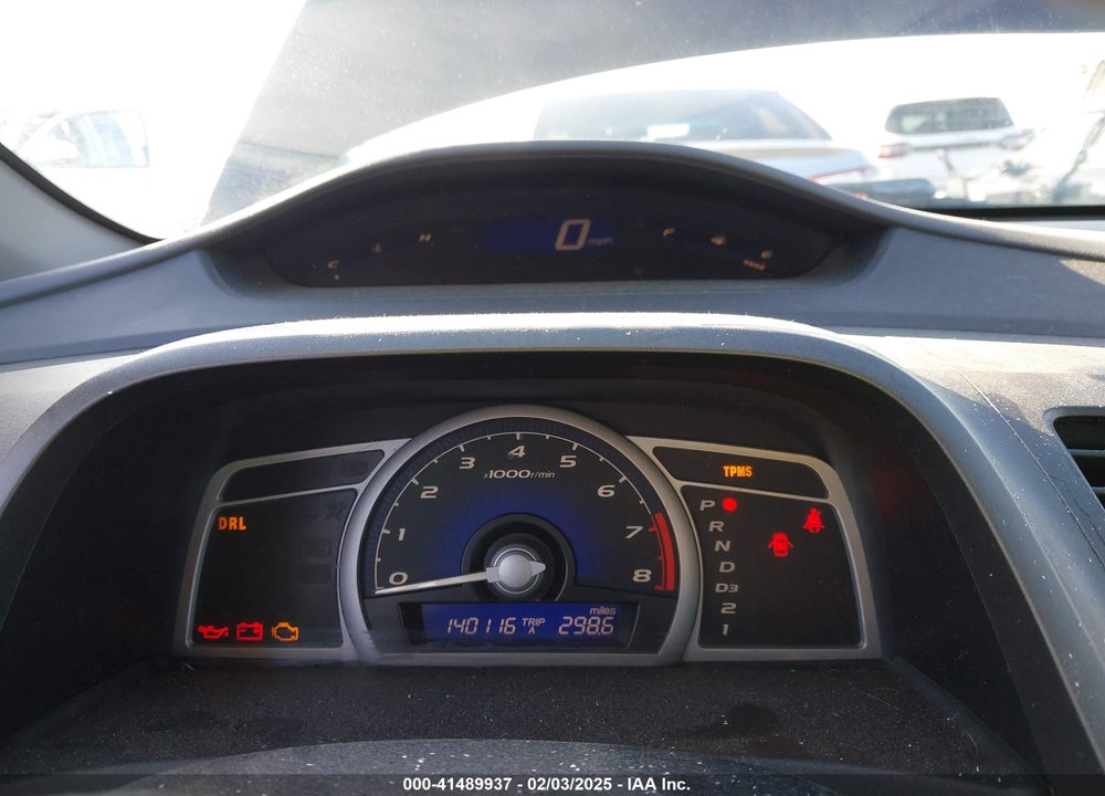 2011 HONDA CIVIC LX VIN: 2HGFG1B68BH517608
