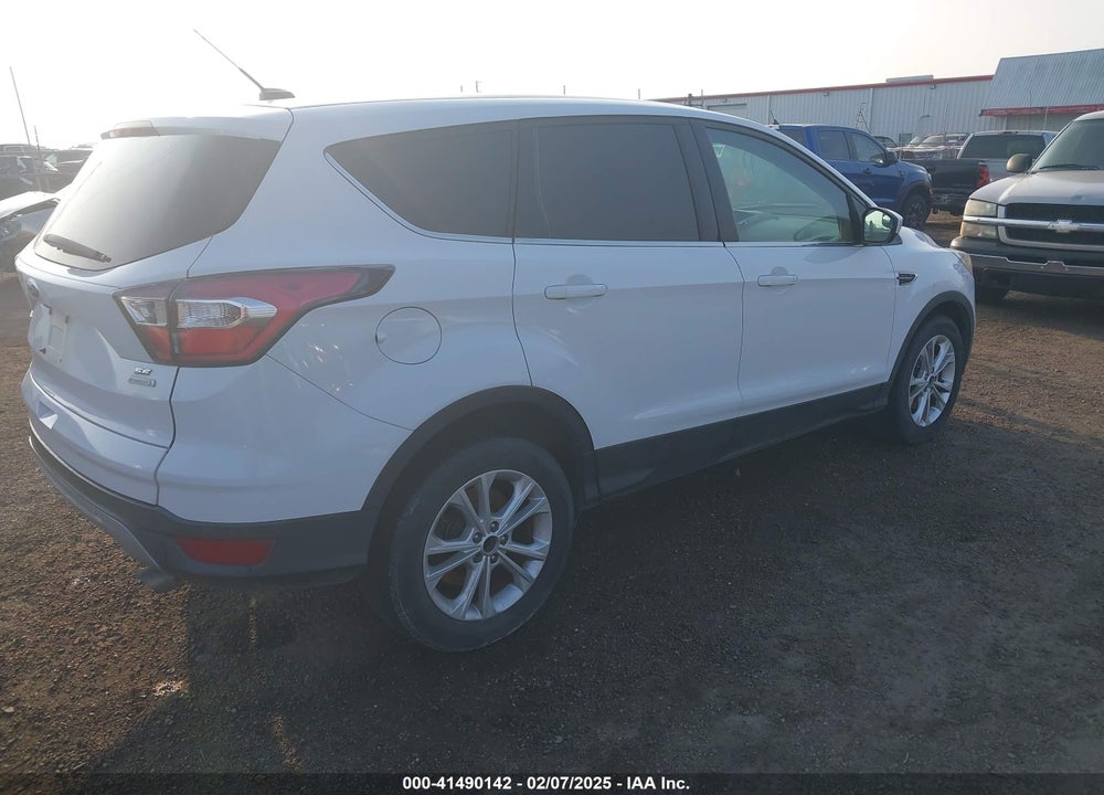 2017 FORD ESCAPE SE VIN: 1FMCU0G9XHUA62964