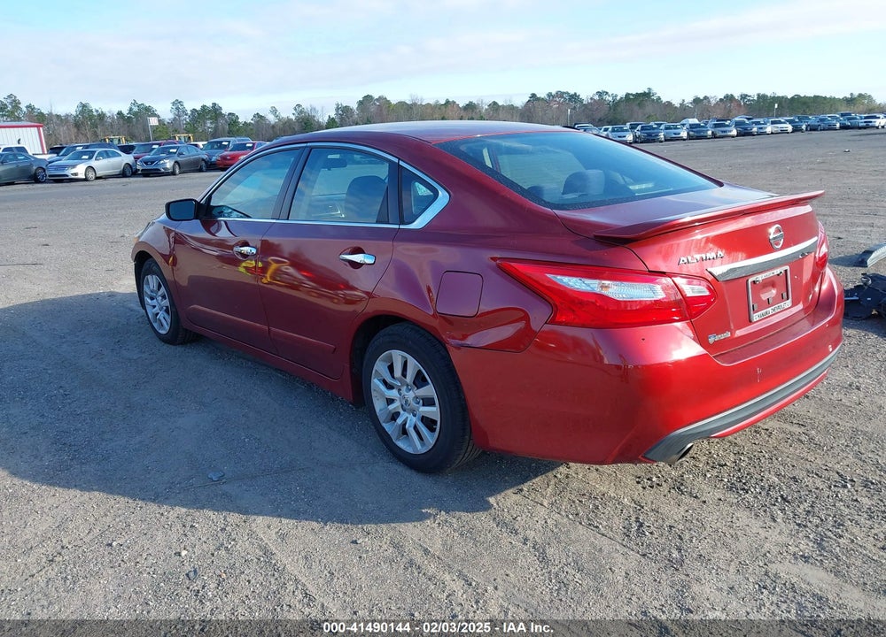 2017 NISSAN ALTIMA VIN: 1N4AL3AP6HN318685